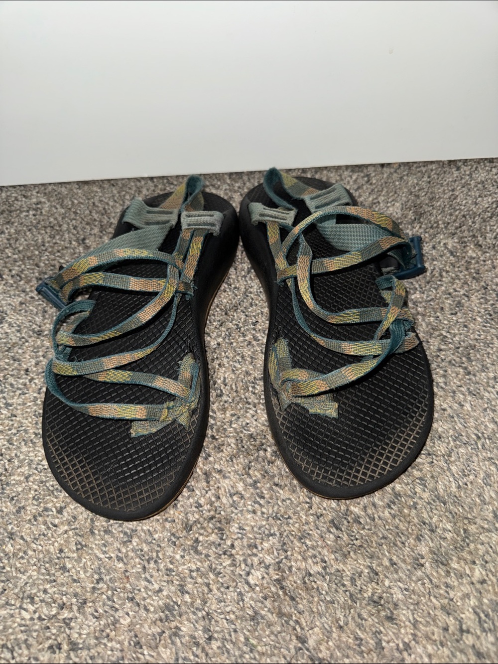 Chaco Outdoor Strappy Sandals Black  Multicolor Straps est. sz 9.5